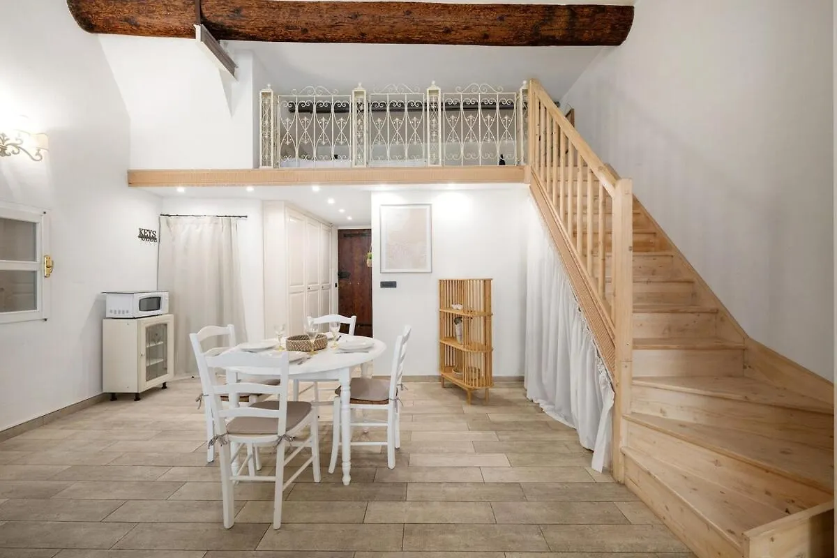 Apartment Evasion A Menton, Vieille Ville France