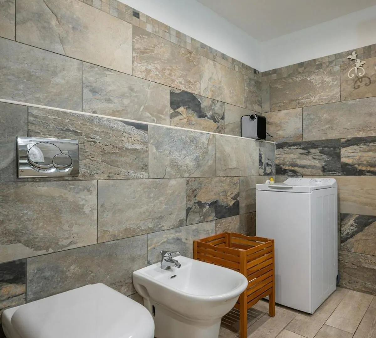 Evasion A Menton, Vieille Ville Apartment
